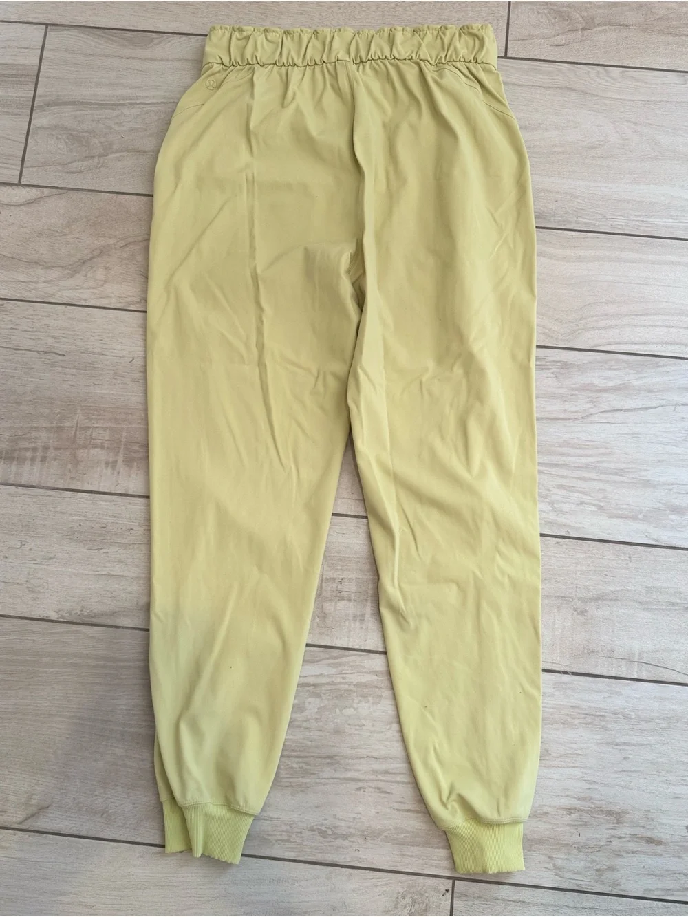 lululemon athletica Pale Yellow Elastic Ruffle Waist Joggers
